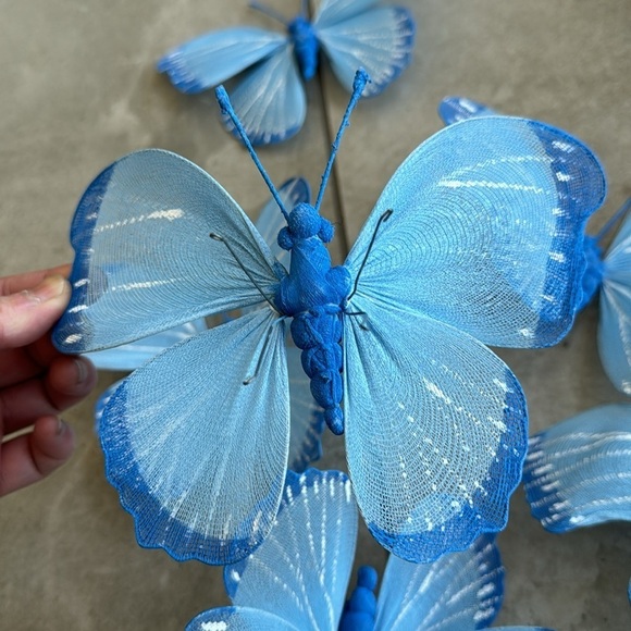 Vintage butterflies with bendable wire legs - Picture 3 of 6